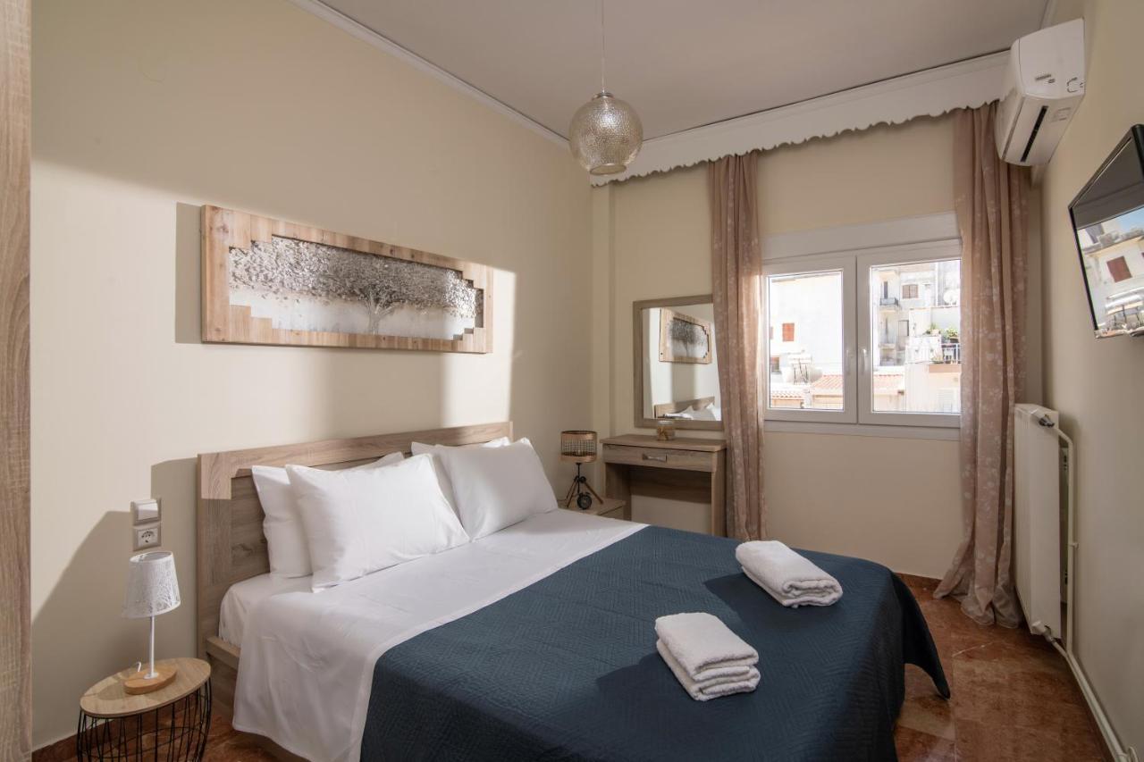 City Life Apartment Heraklion  Bagian luar foto