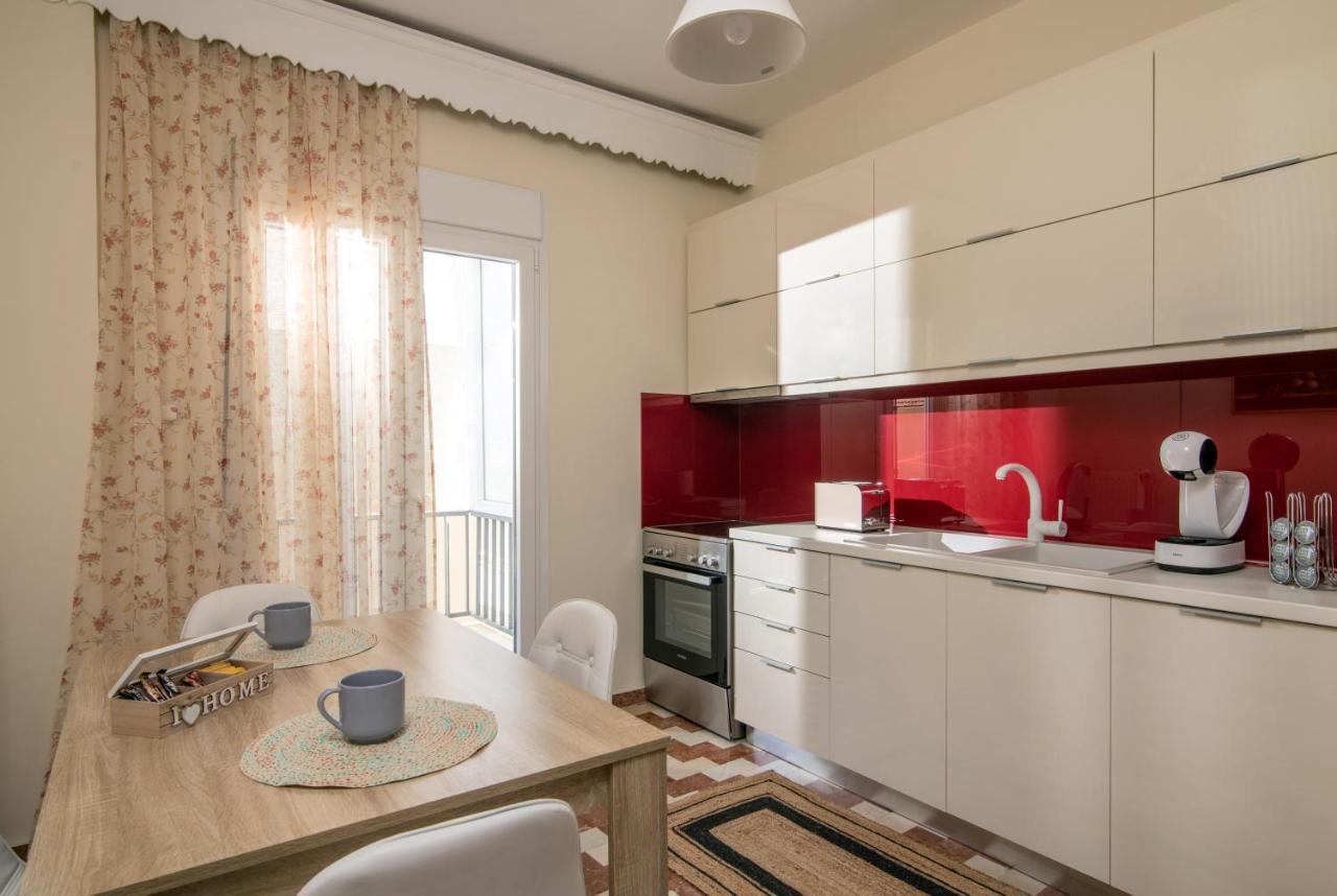 City Life Apartment Heraklion  Bagian luar foto